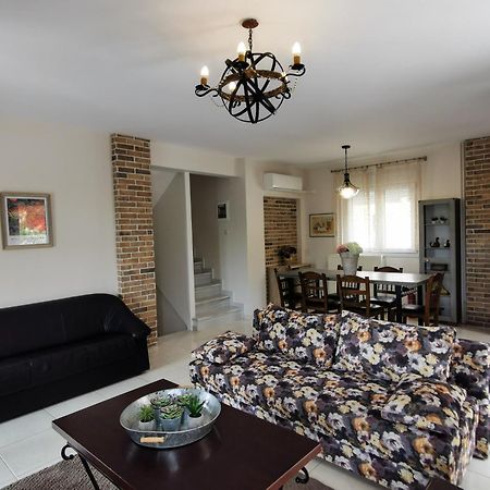 Palio Armonia Guest House PalaiónTsiflíkion Екстериор снимка